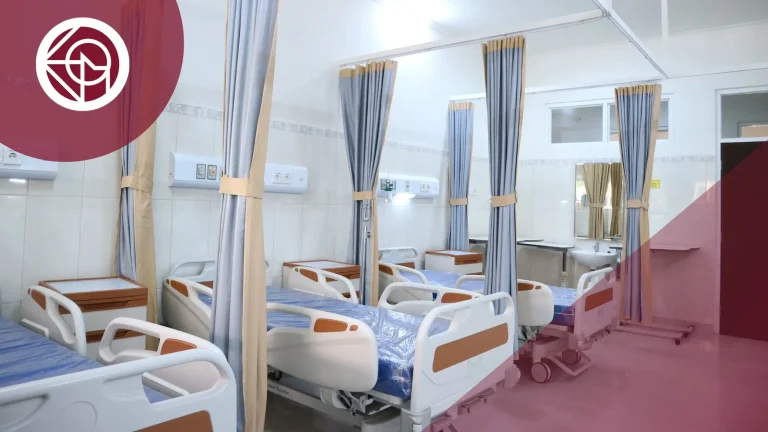 días por operación familiar con hospitalización